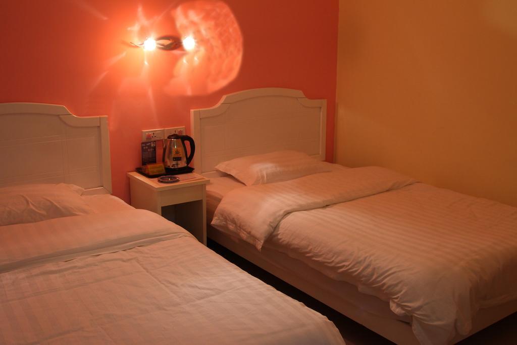 Yangshuo Romantic Inn Dış mekan fotoğraf