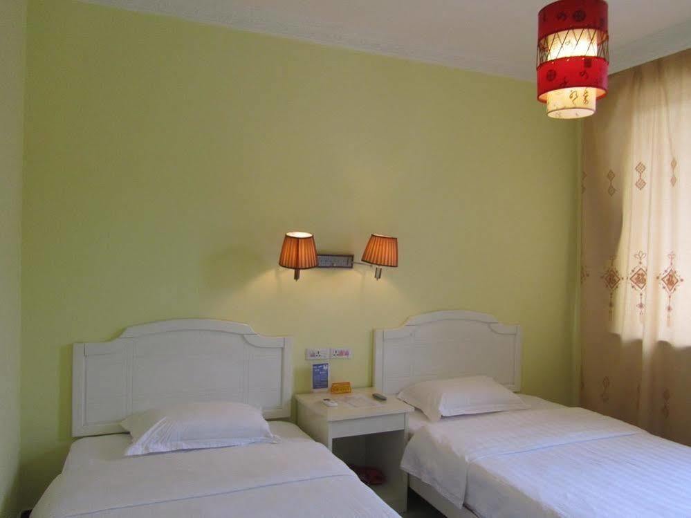 Yangshuo Romantic Inn Dış mekan fotoğraf